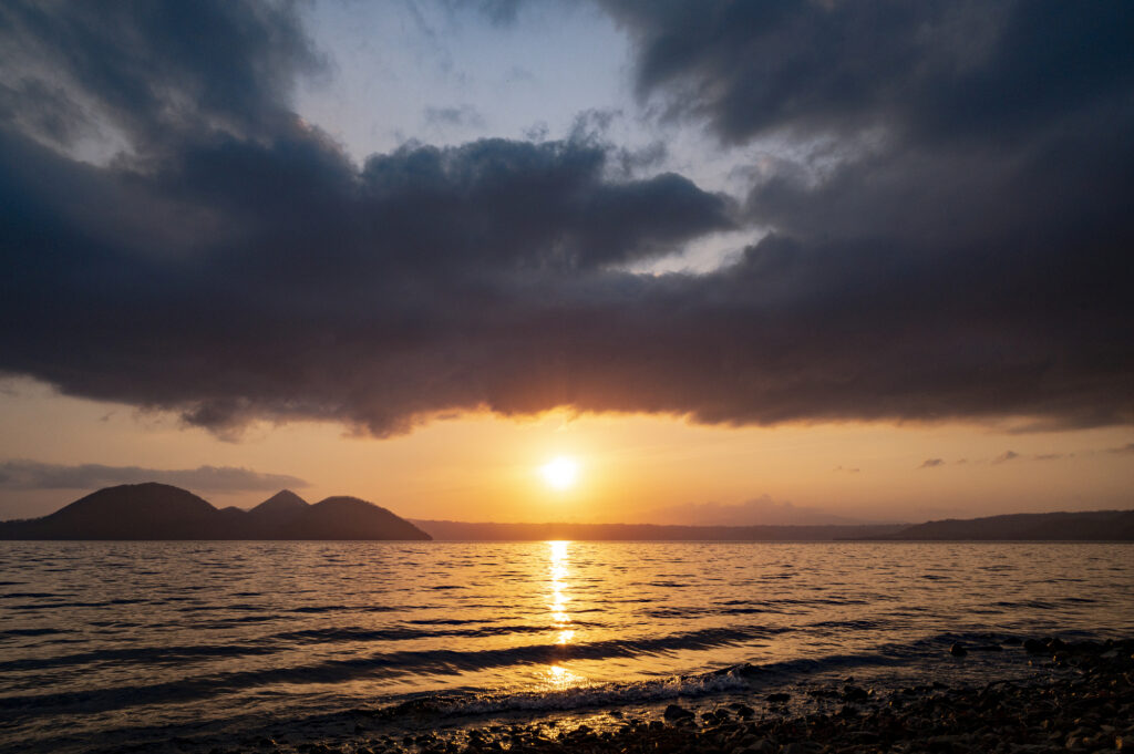 洞爺湖夕日