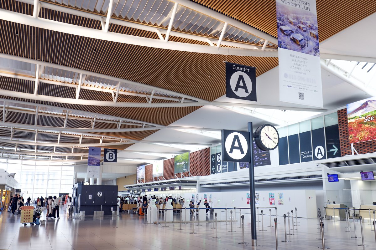 新千歳空港ターミナル内部