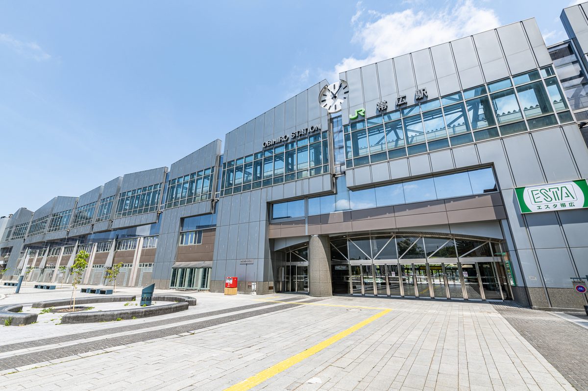 帯広駅または土産売り場の様子